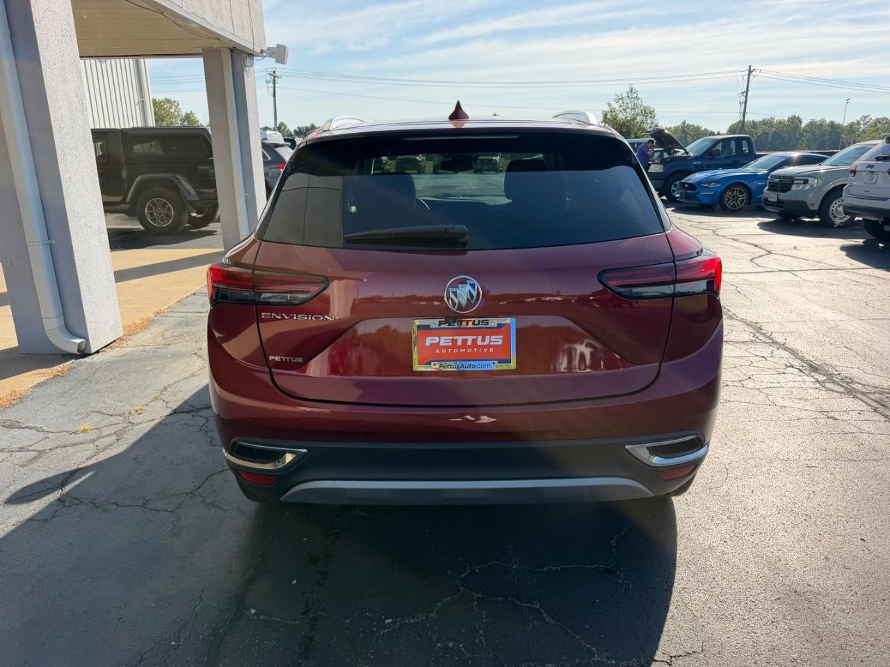 Buick Envision Vehicle Full-screen Gallery Image 04