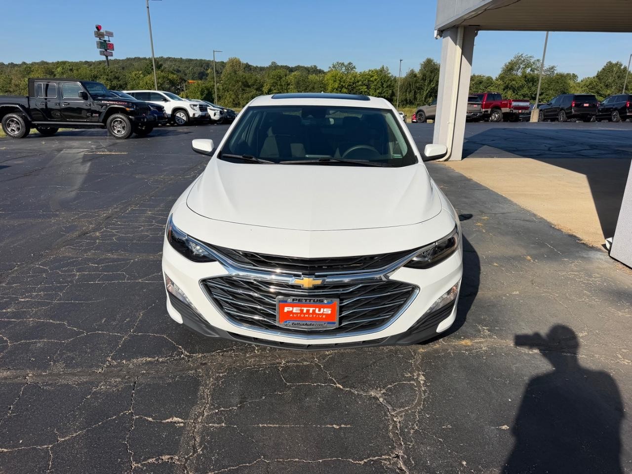 Chevrolet Malibu Vehicle Full-screen Gallery Image 08