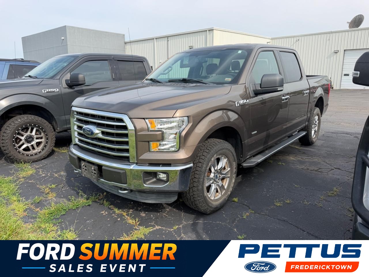 Ford F-150 Vehicle Full-screen Gallery Image 01