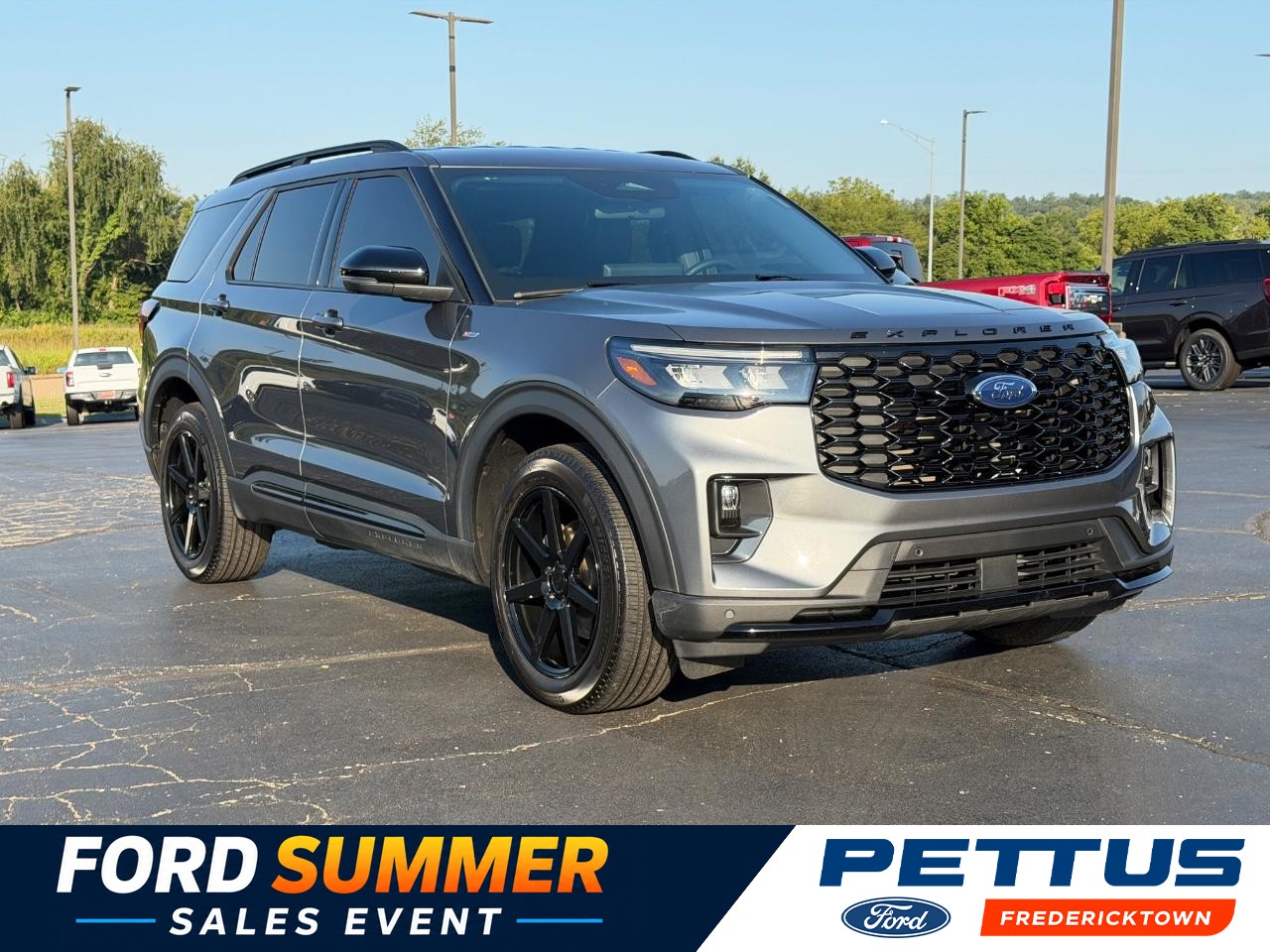  2025 Ford Explorer ST-Line AWD   