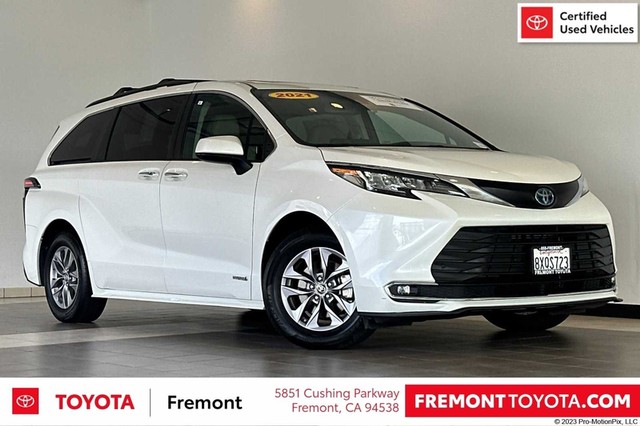 more details - toyota sienna