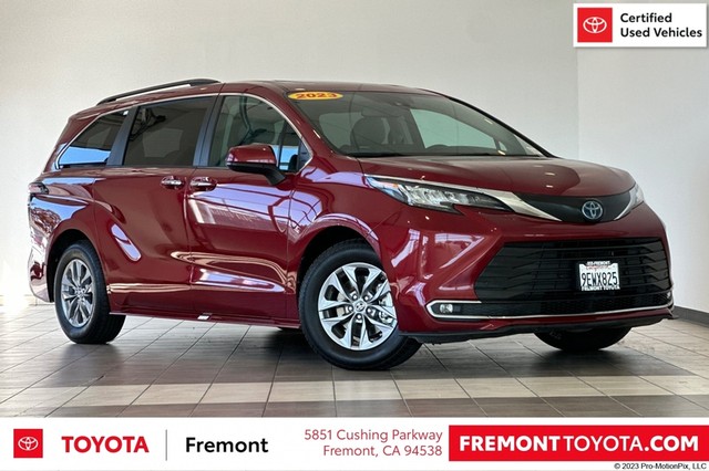 more details - toyota sienna
