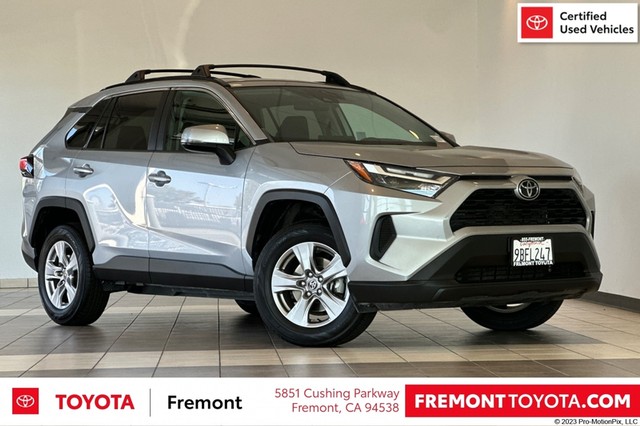 more details - toyota rav4