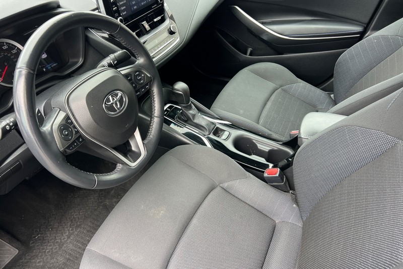 Toyota Corolla Vehicle Full-screen Gallery Image 10