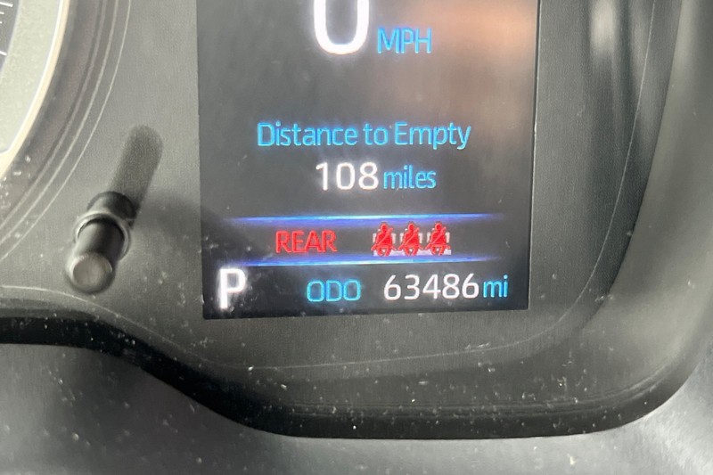 Toyota Corolla Vehicle Full-screen Gallery Image 23