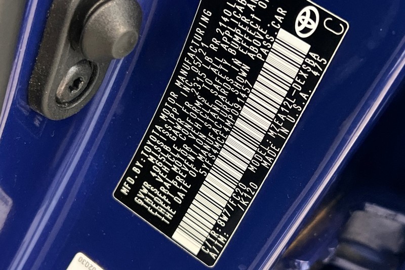 Toyota Corolla Vehicle Full-screen Gallery Image 27