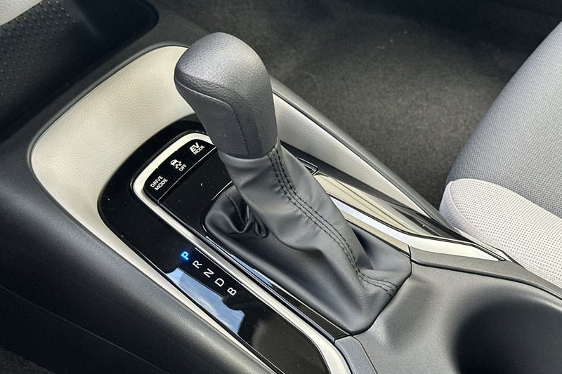 Toyota Corolla Vehicle Full-screen Gallery Image 18