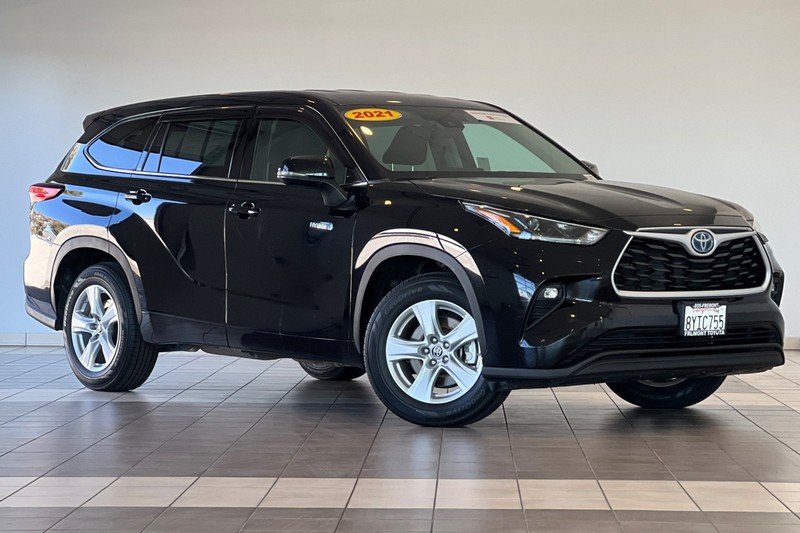 Toyota Highlander Hybrid Vehicle Full-screen Gallery Image 02