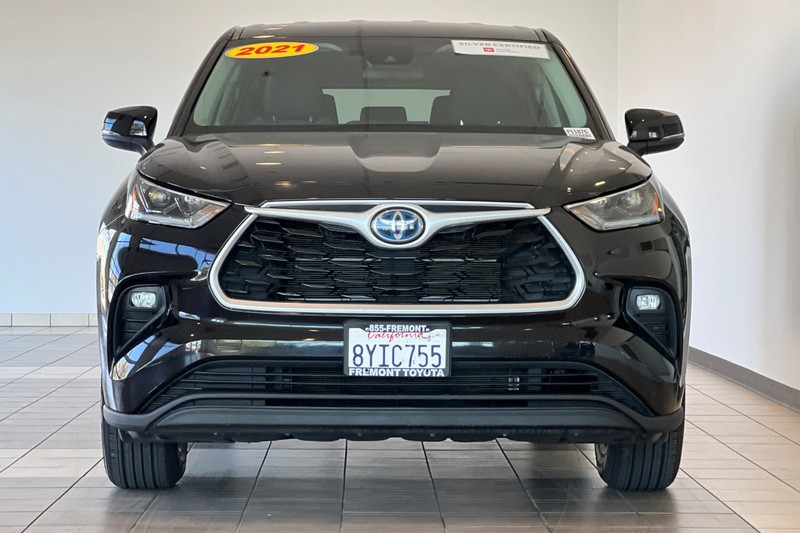 Toyota Highlander Hybrid Vehicle Full-screen Gallery Image 09