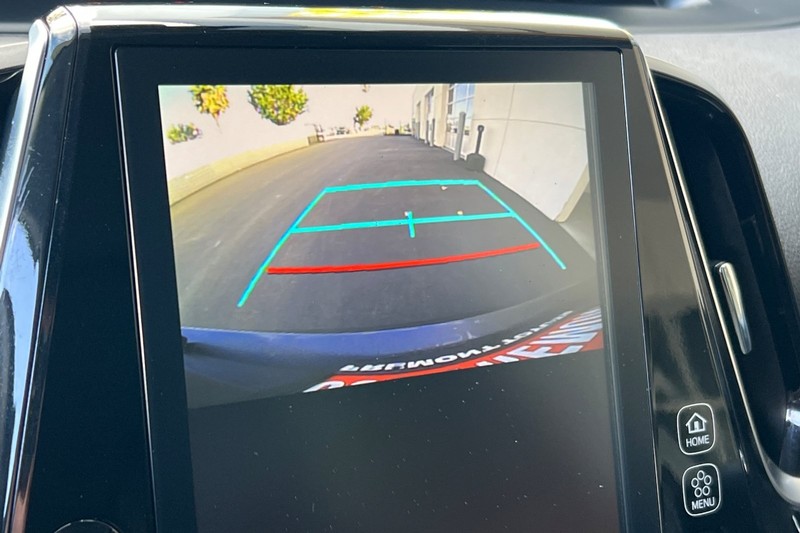 Toyota Prius Prime Vehicle Full-screen Gallery Image 20