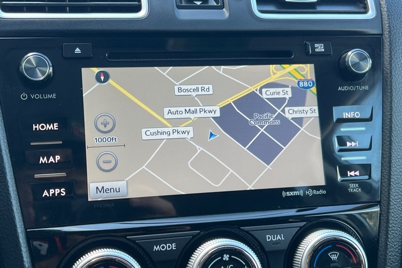 Subaru Forester Vehicle Full-screen Gallery Image 19