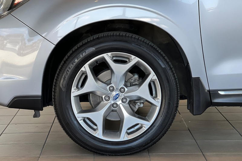 Subaru Forester Vehicle Full-screen Gallery Image 27