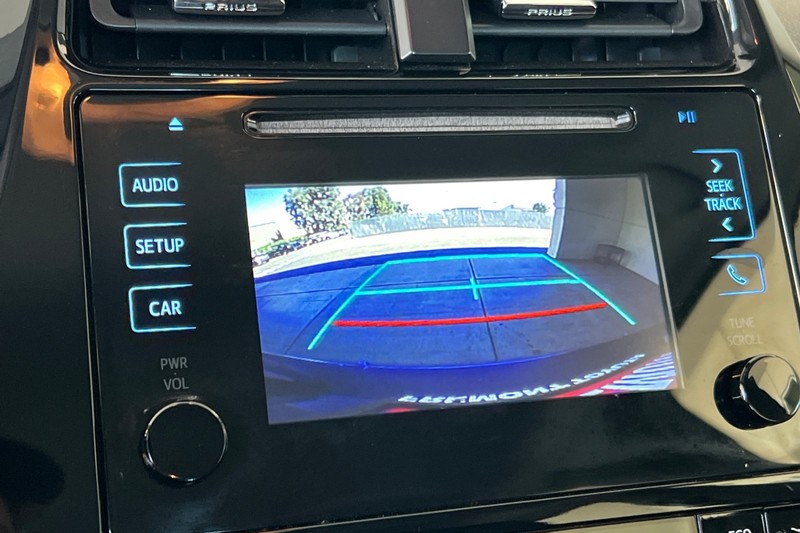 Toyota Prius Vehicle Full-screen Gallery Image 19