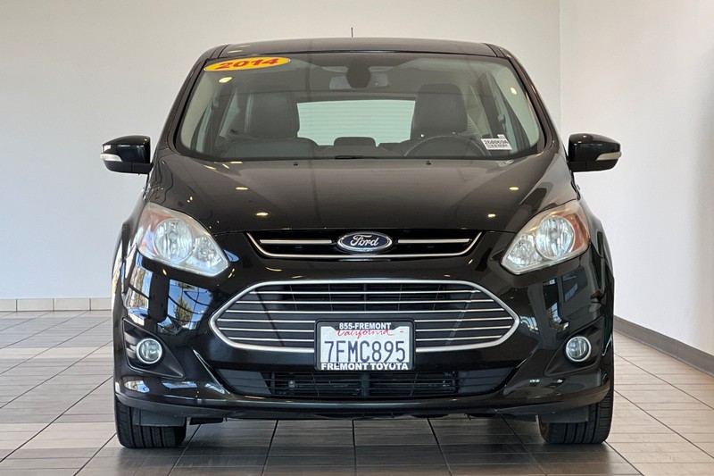 Ford C-Max Energi Vehicle Full-screen Gallery Image 09