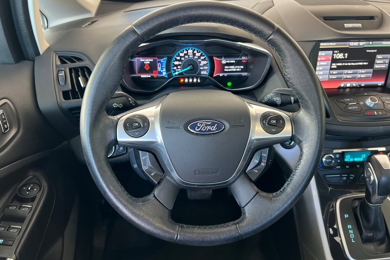 Ford C-Max Energi Vehicle Full-screen Gallery Image 22