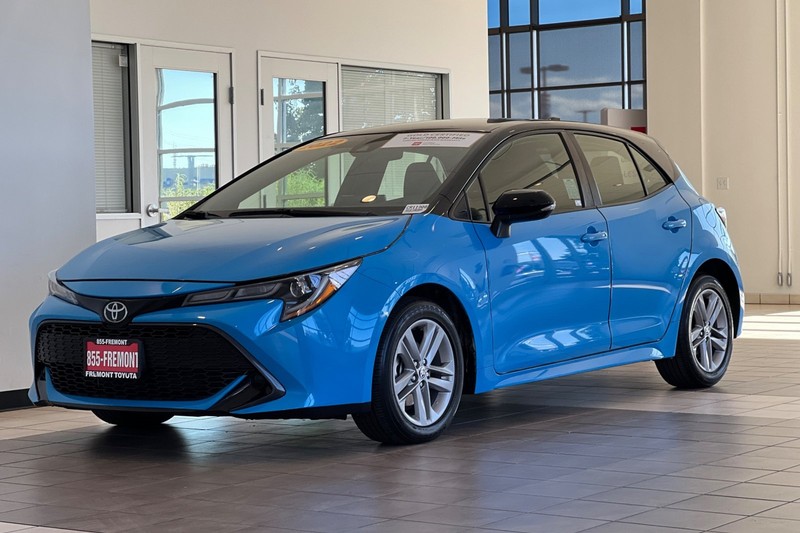 Toyota Corolla Vehicle Full-screen Gallery Image 08