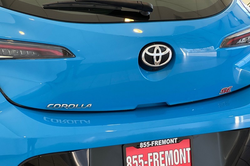 Toyota Corolla Vehicle Full-screen Gallery Image 27