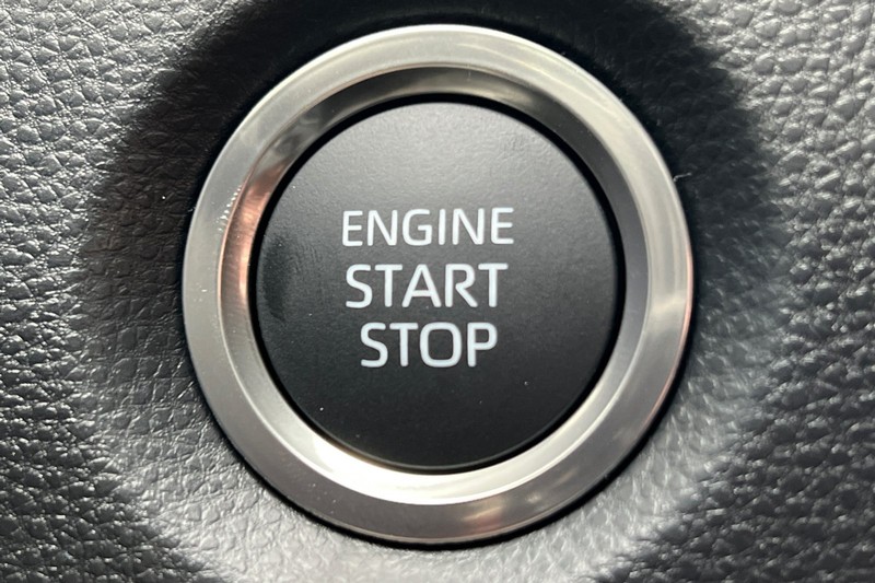 Toyota Corolla Hatchback Vehicle Full-screen Gallery Image 20