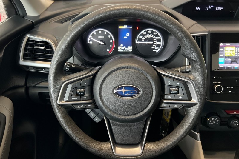 Subaru Forester Vehicle Full-screen Gallery Image 22