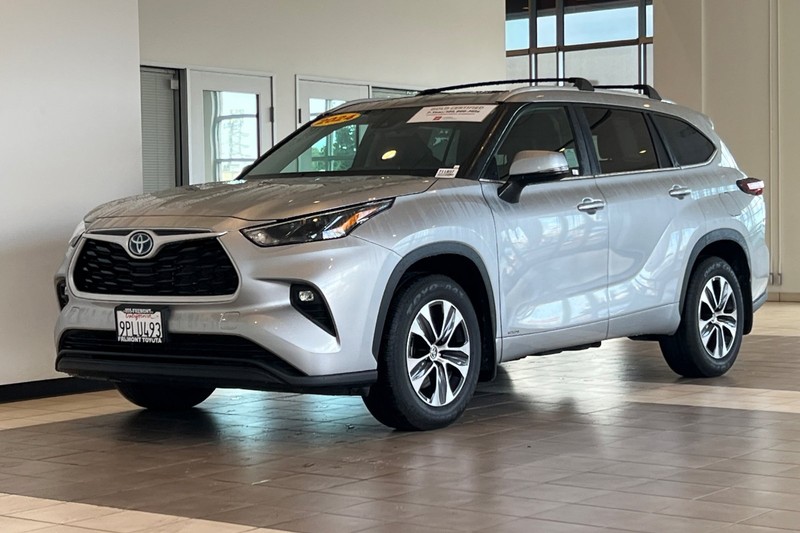 Toyota Highlander Vehicle Full-screen Gallery Image 08