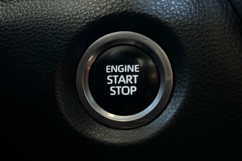 Toyota Corolla Vehicle Full-screen Gallery Image 21