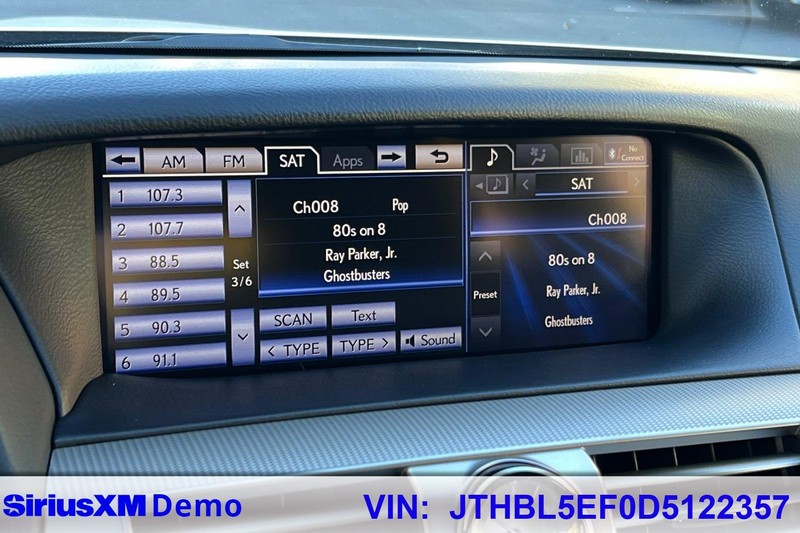 Lexus LS 460 Vehicle Full-screen Gallery Image 28