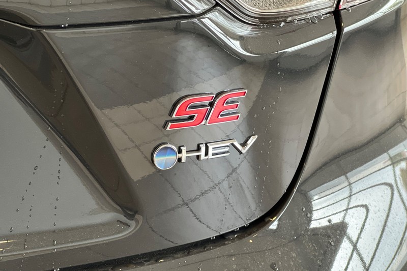 Toyota Corolla Vehicle Full-screen Gallery Image 07