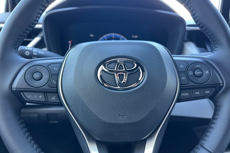 Toyota Corolla Vehicle Full-screen Gallery Image 20