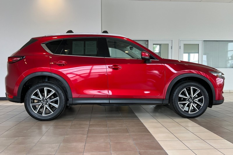 Mazda CX-5 Vehicle Full-screen Gallery Image 03