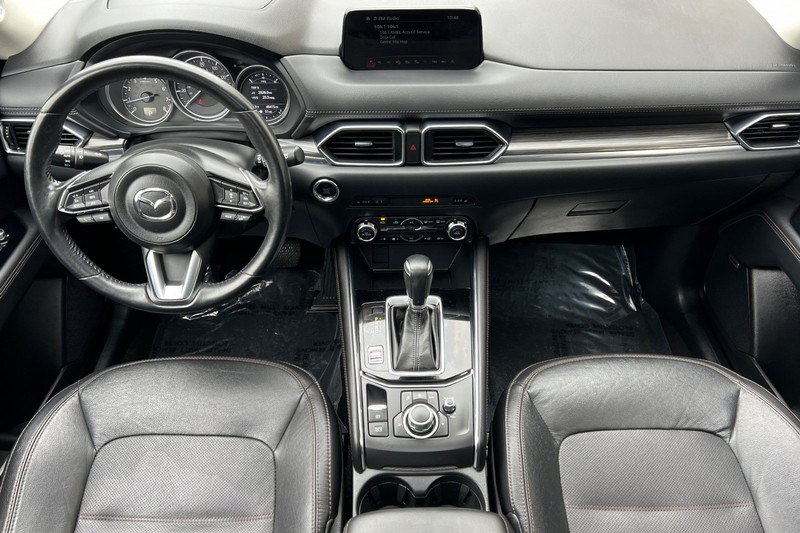 Mazda CX-5 Vehicle Full-screen Gallery Image 13