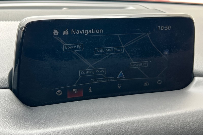 Mazda CX-5 Vehicle Full-screen Gallery Image 19