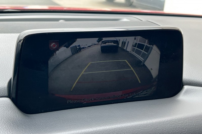 Mazda CX-5 Vehicle Full-screen Gallery Image 20