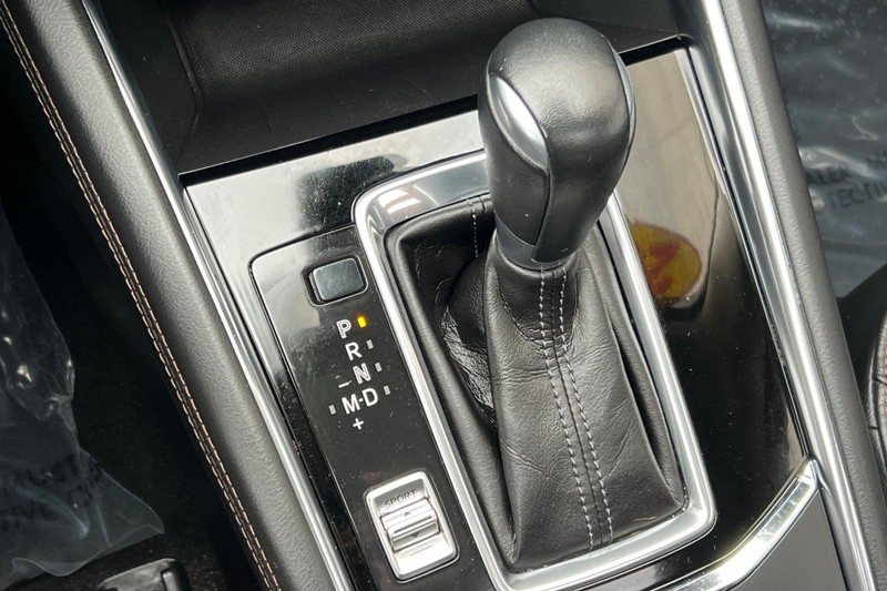 Mazda CX-5 Vehicle Full-screen Gallery Image 22