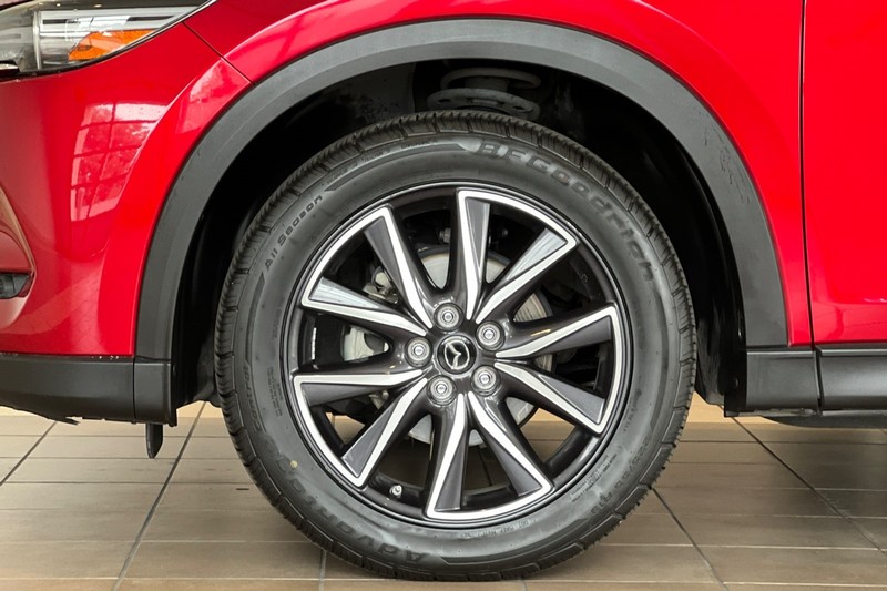 Mazda CX-5 Vehicle Full-screen Gallery Image 27