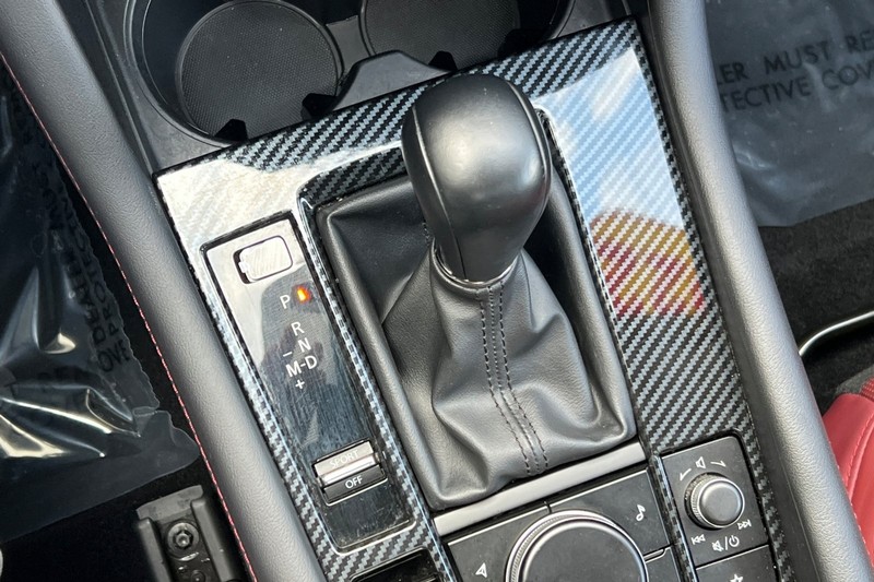 Mazda Mazda3 Sedan Vehicle Full-screen Gallery Image 20