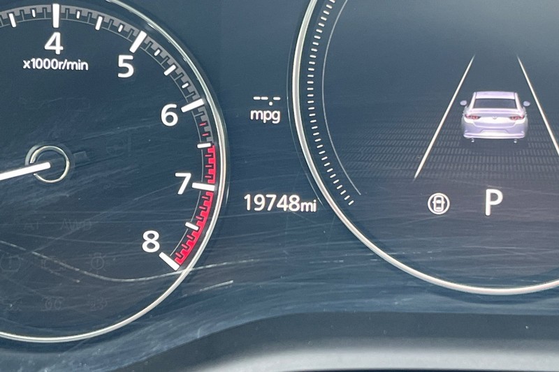 Mazda Mazda3 Sedan Vehicle Full-screen Gallery Image 24