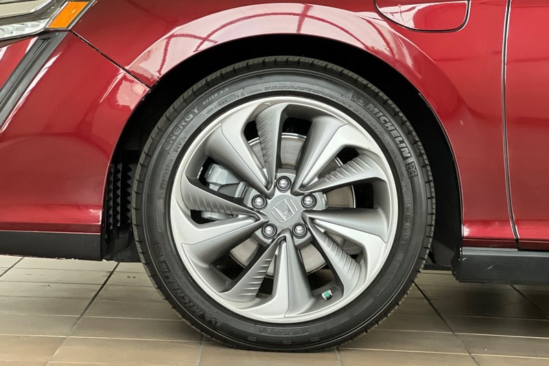 Honda Clarity Plug-In Hybrid Vehicle Full-screen Gallery Image 25