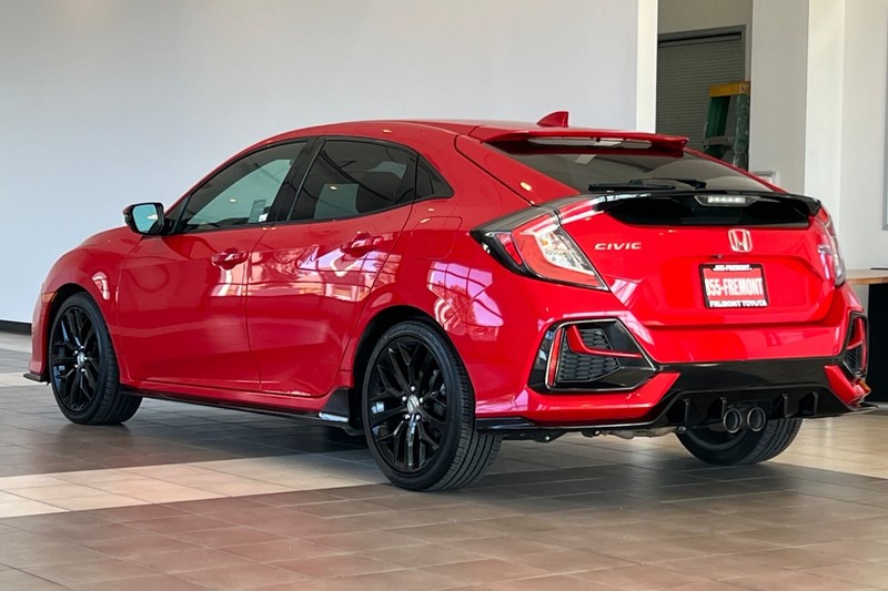 Honda Civic Hatchback Vehicle Full-screen Gallery Image 06