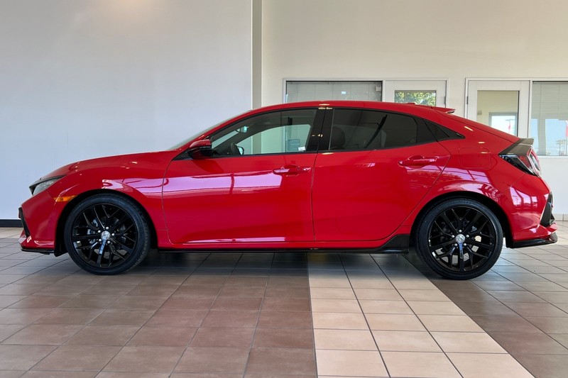 Honda Civic Hatchback Vehicle Full-screen Gallery Image 07