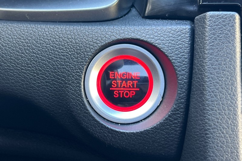 Honda Civic Hatchback Vehicle Full-screen Gallery Image 23