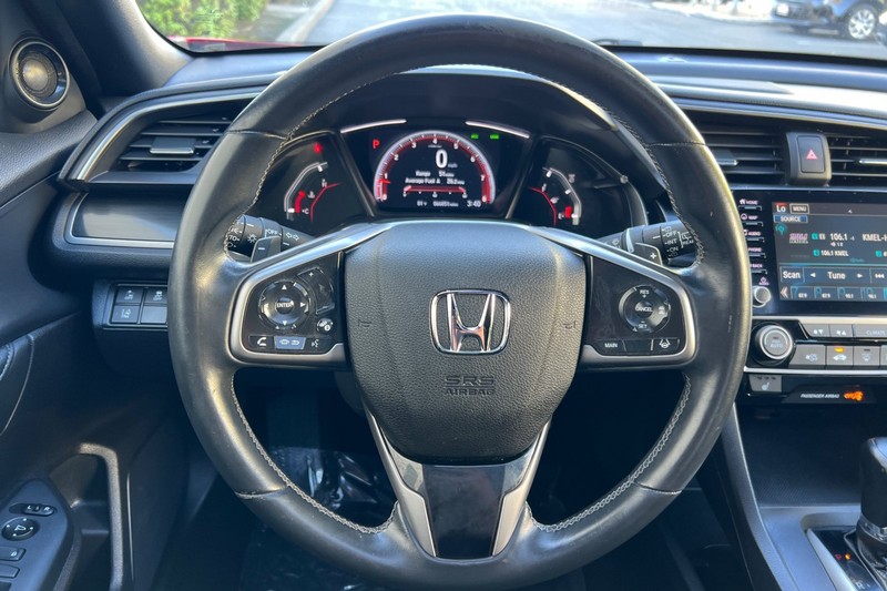 Honda Civic Hatchback Vehicle Full-screen Gallery Image 24