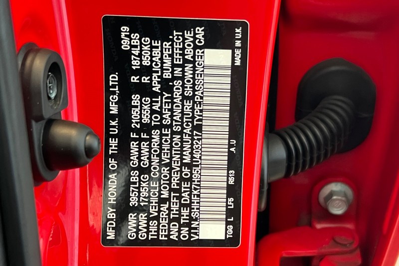 Honda Civic Hatchback Vehicle Full-screen Gallery Image 30