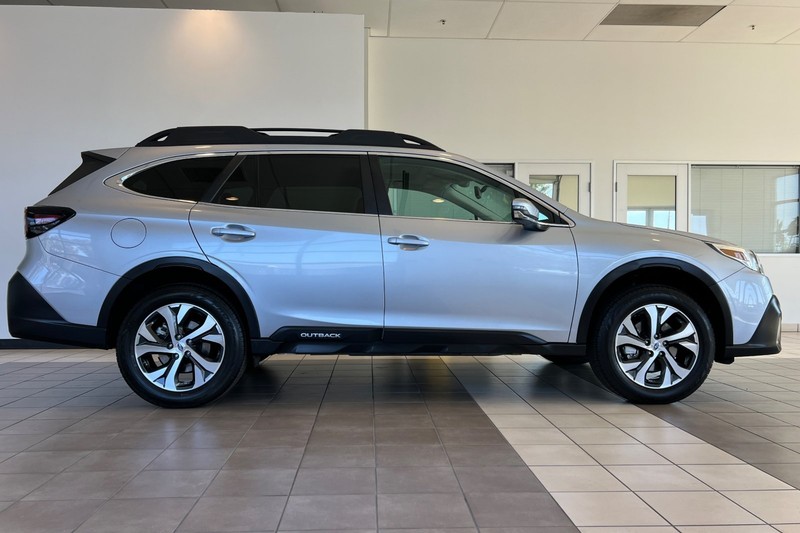 Subaru Outback Vehicle Full-screen Gallery Image 03