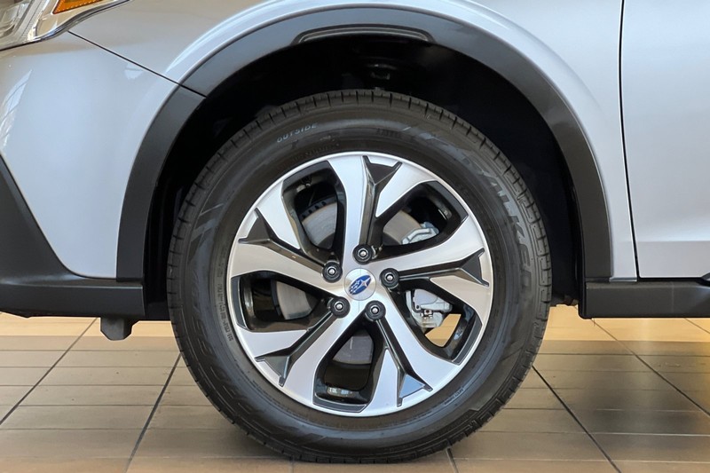 Subaru Outback Vehicle Full-screen Gallery Image 27