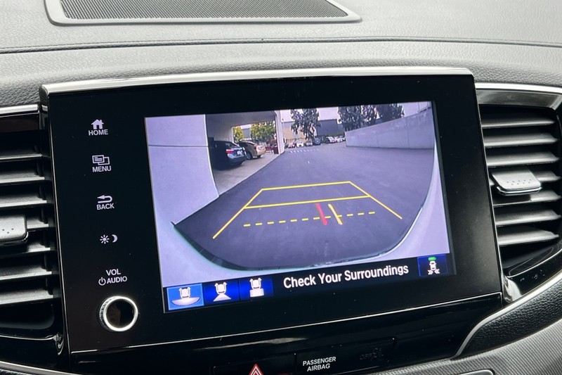 Honda Ridgeline Vehicle Full-screen Gallery Image 19