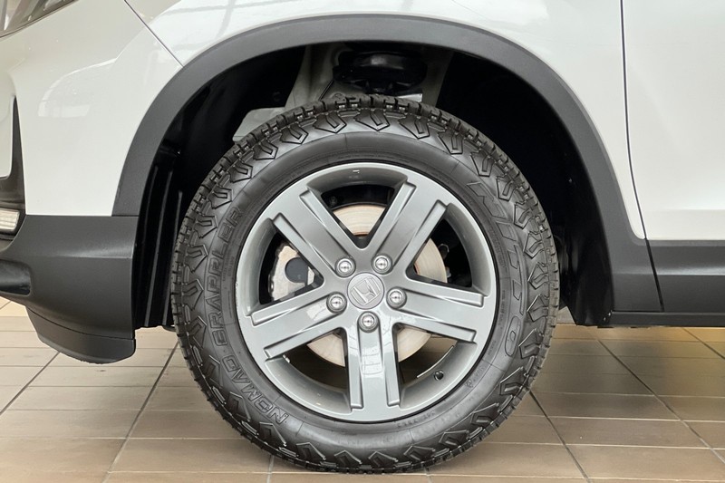 Honda Ridgeline Vehicle Full-screen Gallery Image 26