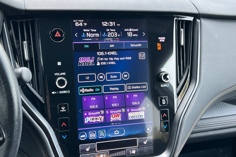 Subaru Outback Vehicle Full-screen Gallery Image 18