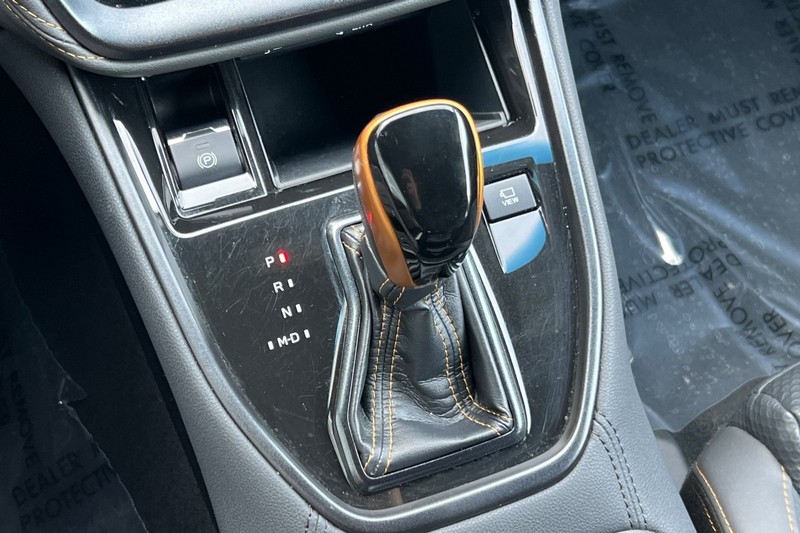 Subaru Outback Vehicle Full-screen Gallery Image 21