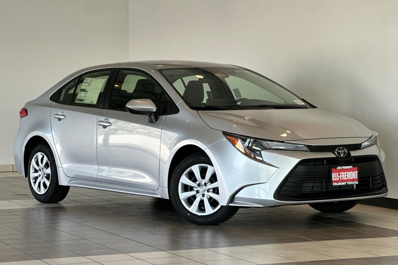 Toyota Corolla Vehicle Full-screen Gallery Image 02