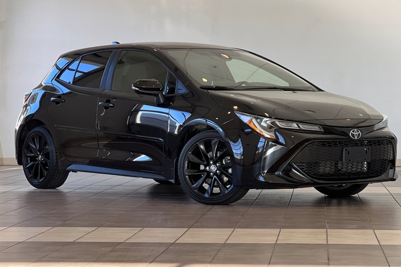 Toyota Corolla Vehicle Full-screen Gallery Image 02